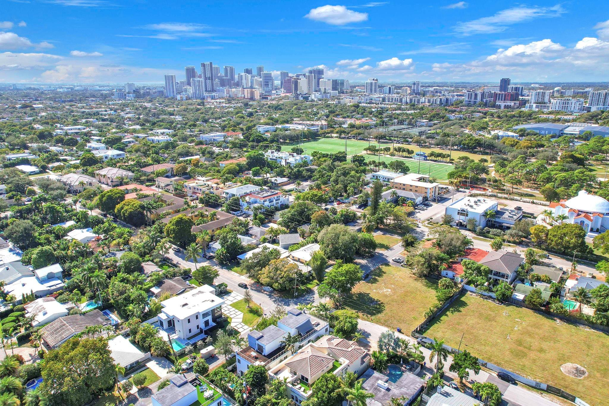 806 NE 16th Fort Lauderdale, FL 33304