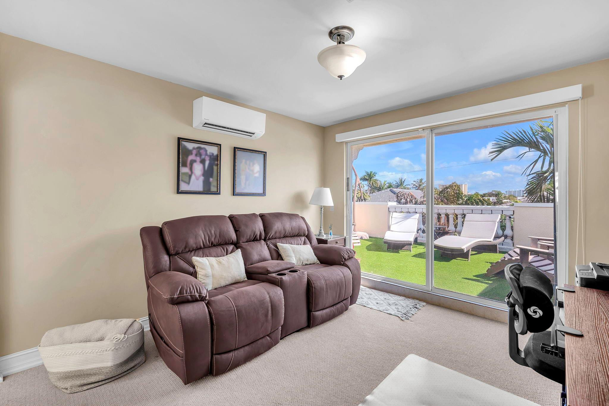 806 NE 16th Fort Lauderdale, FL 33304