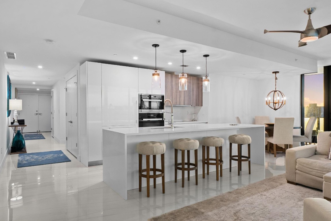 730 N Ocean #701 Pompano Beach, FL 33062