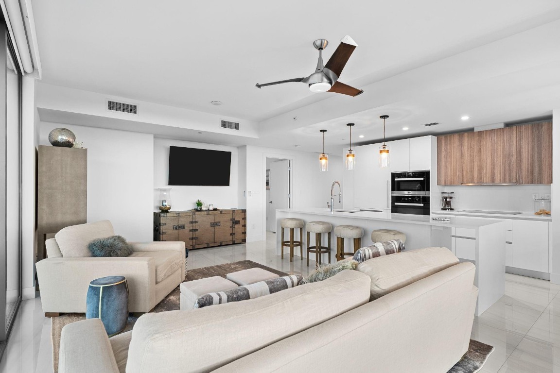 730 N Ocean #701 Pompano Beach, FL 33062