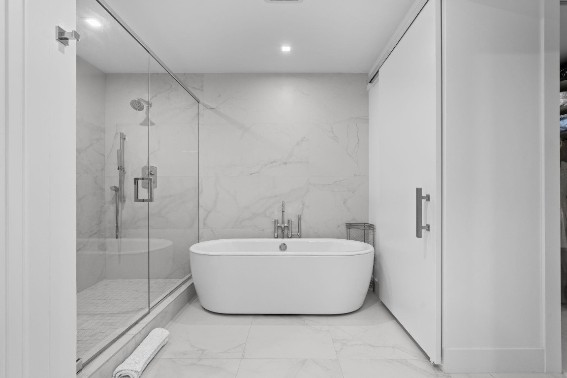 730 N Ocean #701 Pompano Beach, FL 33062