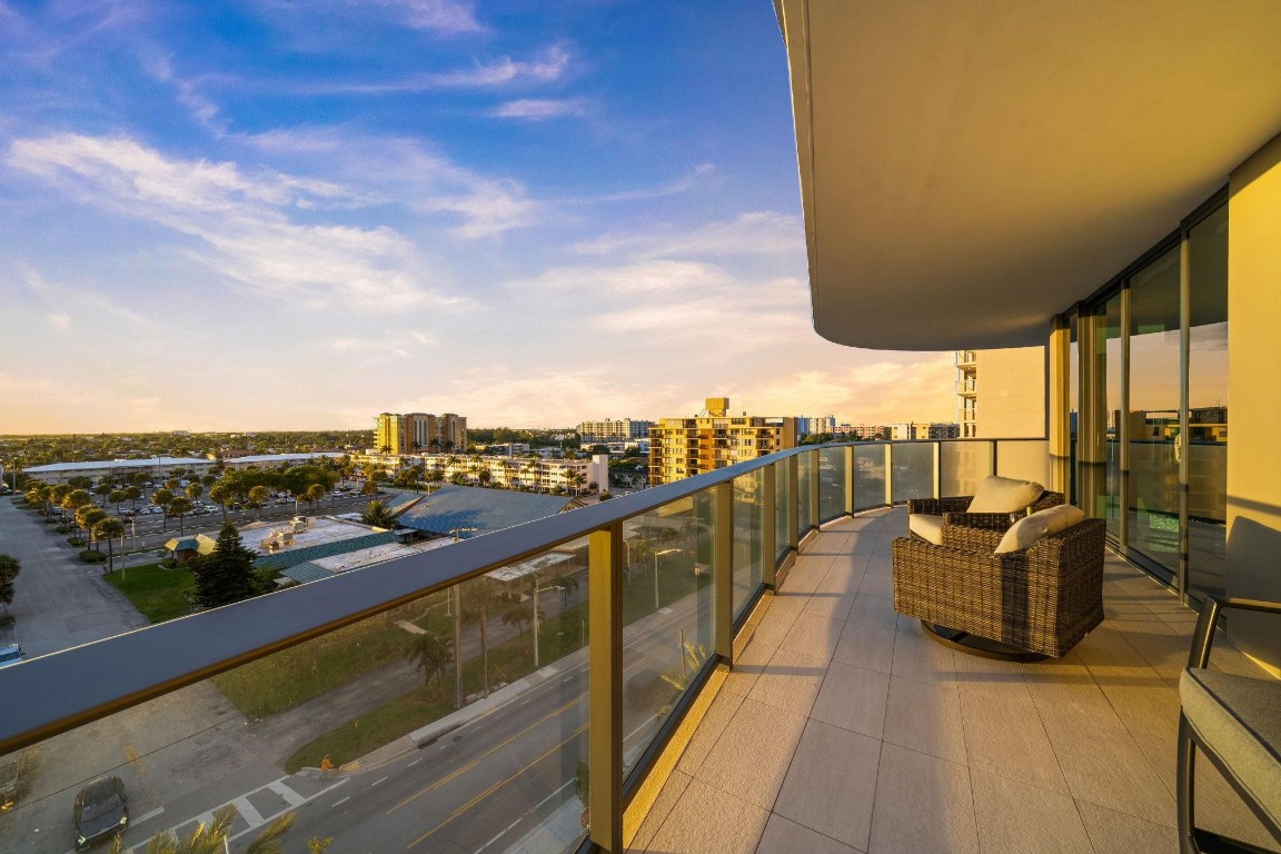 730 N Ocean #701 Pompano Beach, FL 33062