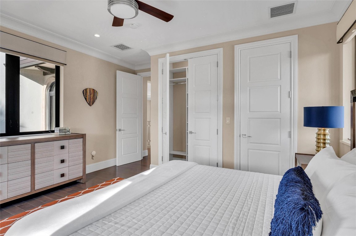 156 Fiesta Fort Lauderdale, FL 33301