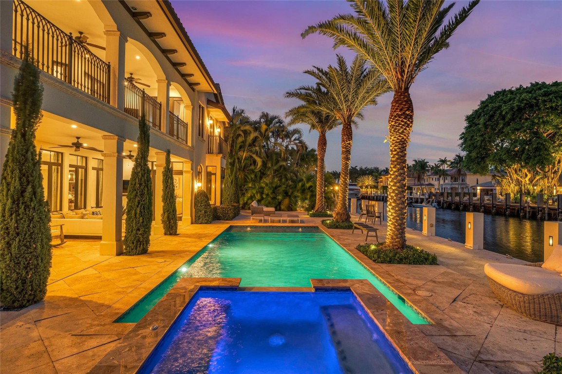 156 Fiesta Fort Lauderdale, FL 33301