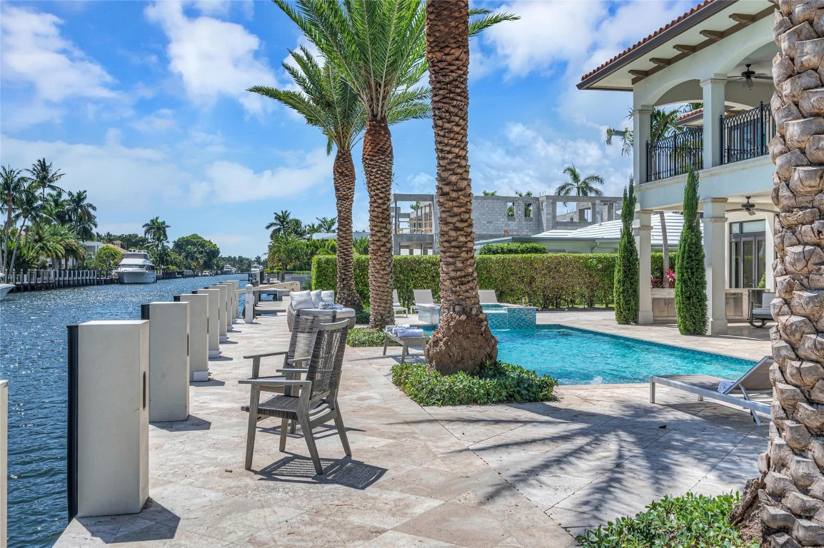 156 Fiesta Fort Lauderdale, FL 33301