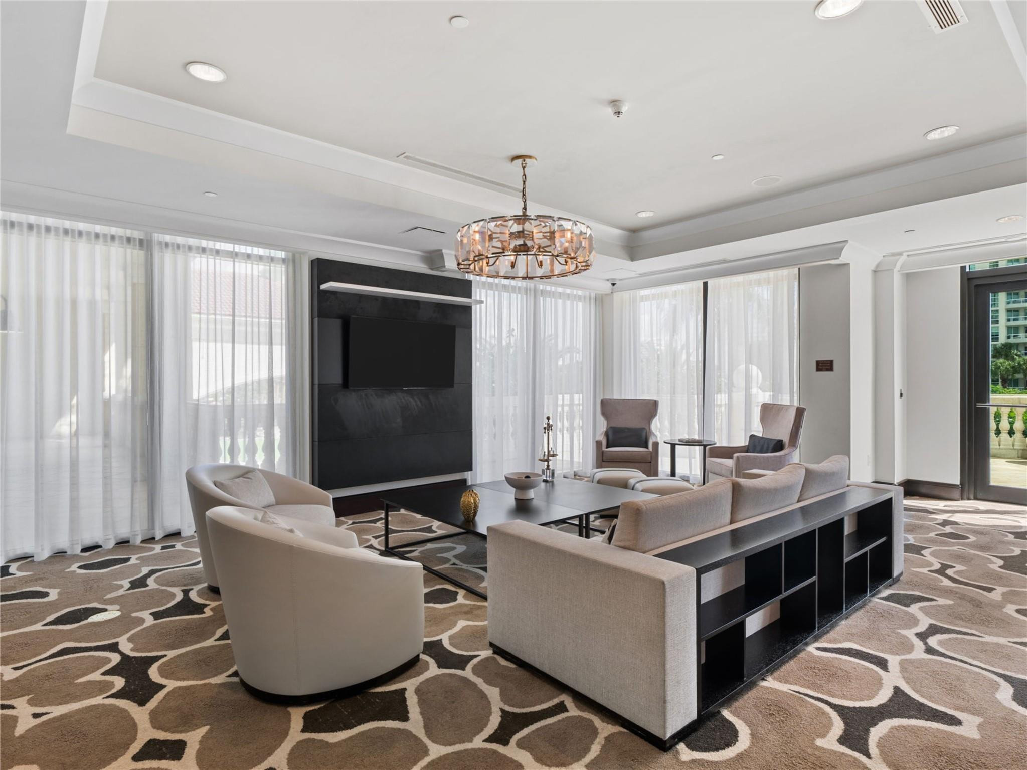 610 W Las Olas #1213N Fort Lauderdale, FL 33312