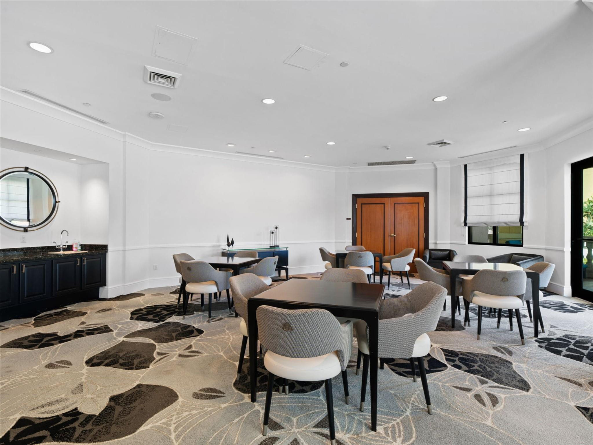 610 W Las Olas #1213N Fort Lauderdale, FL 33312