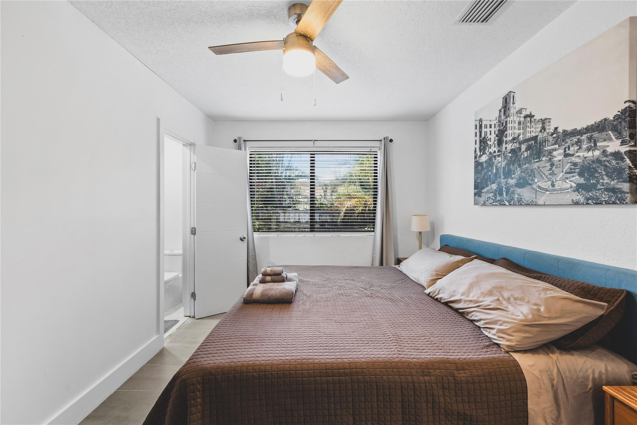 1625 Cleveland Hollywood, FL 33020