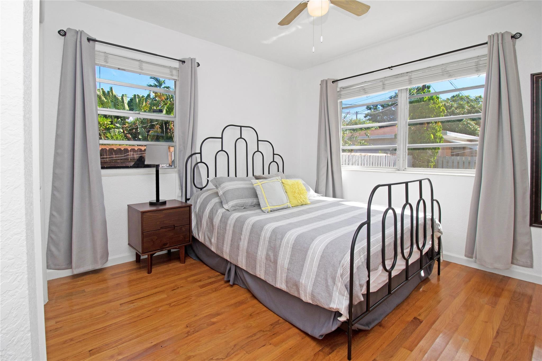 1625 Cleveland Hollywood, FL 33020