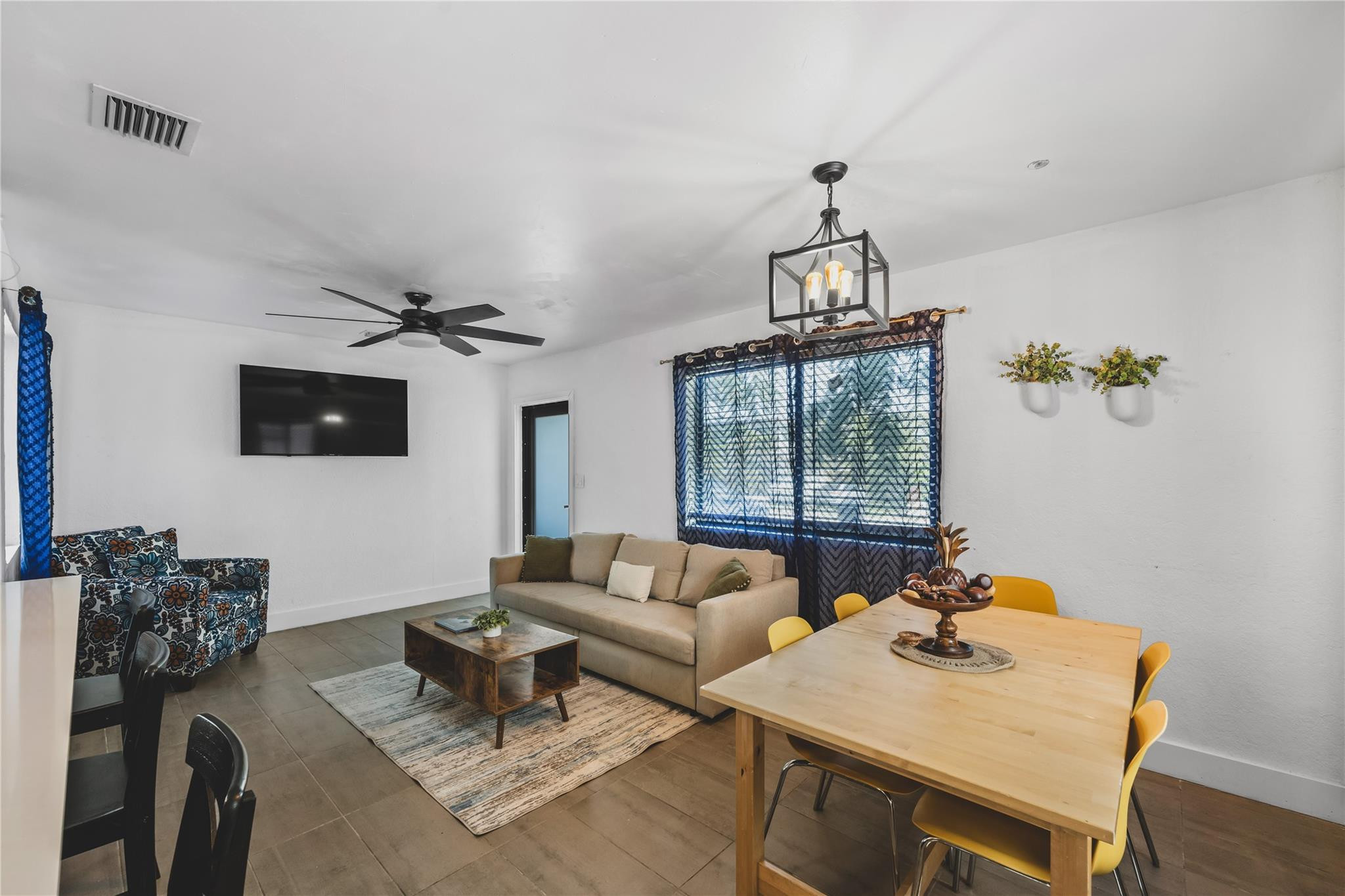 1625 Cleveland Hollywood, FL 33020