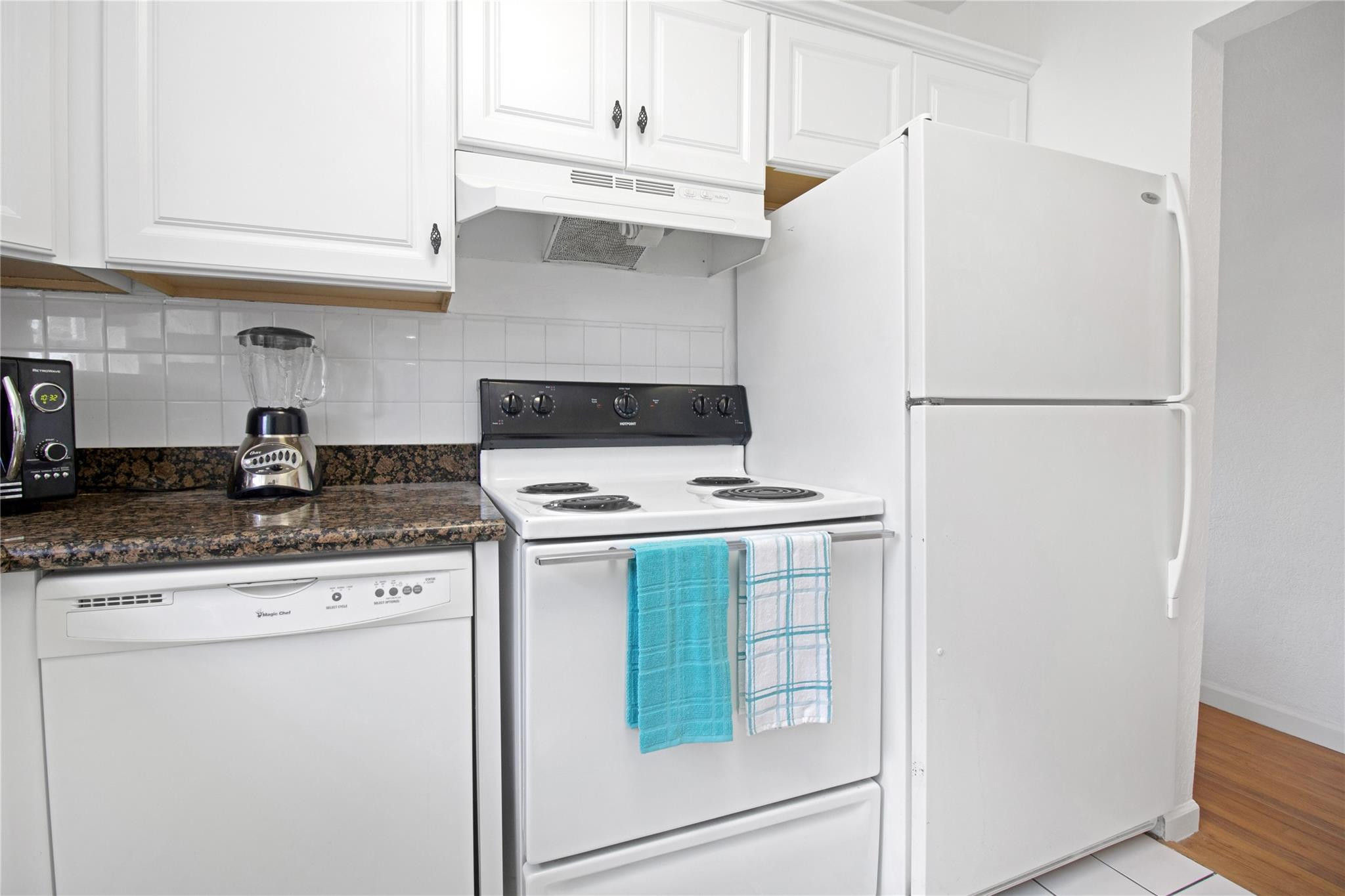 1625 Cleveland Hollywood, FL 33020