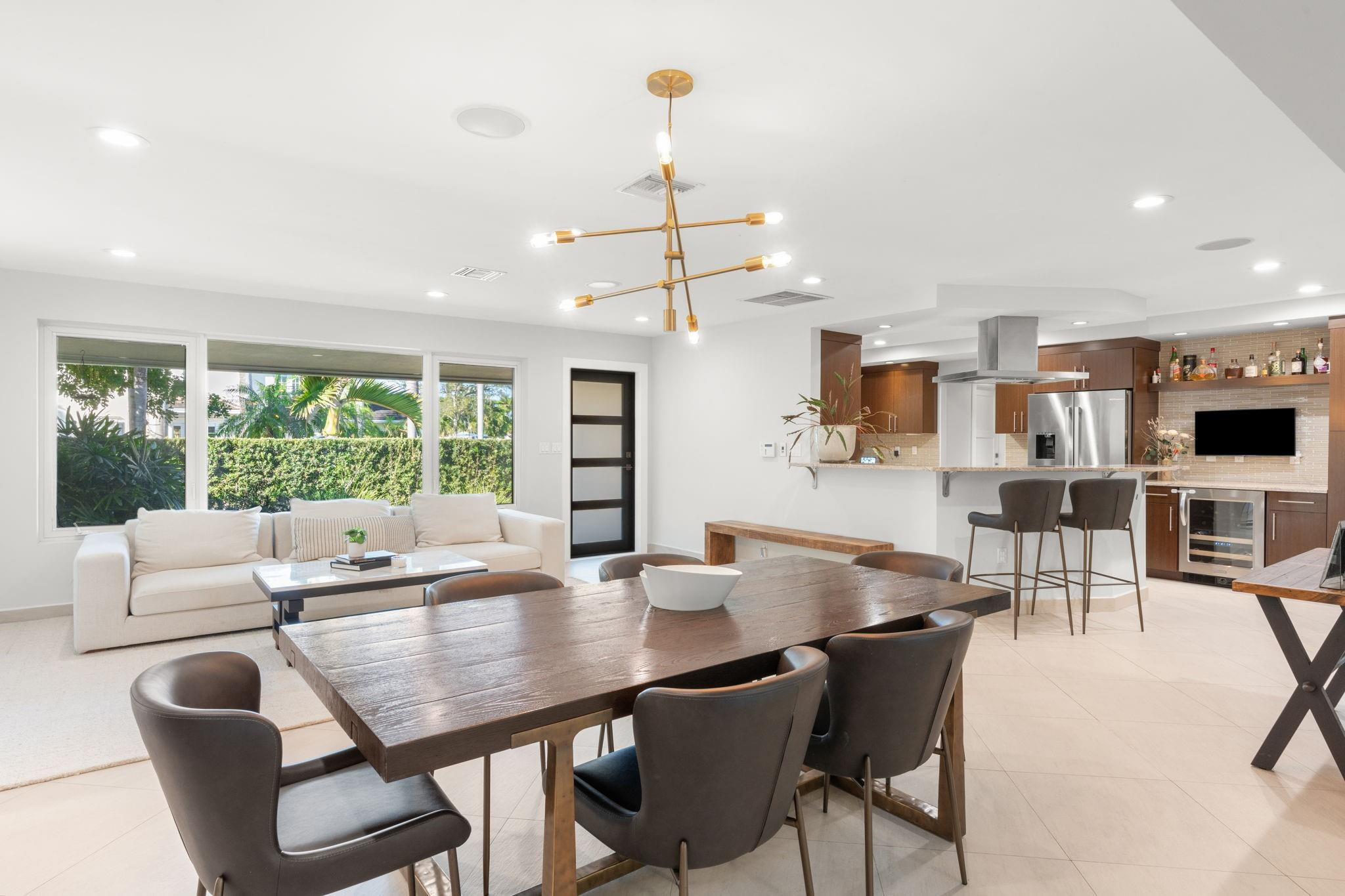 2740 NE 21st Fort Lauderdale, FL 33305