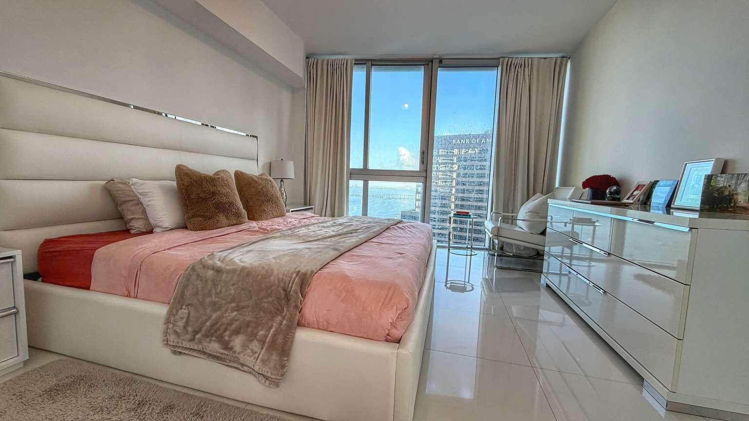 485 Brickell #3608 Miami, FL 33131