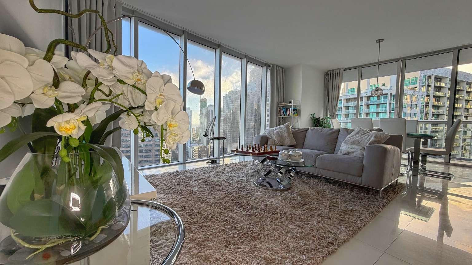 485 Brickell #3608 Miami, FL 33131