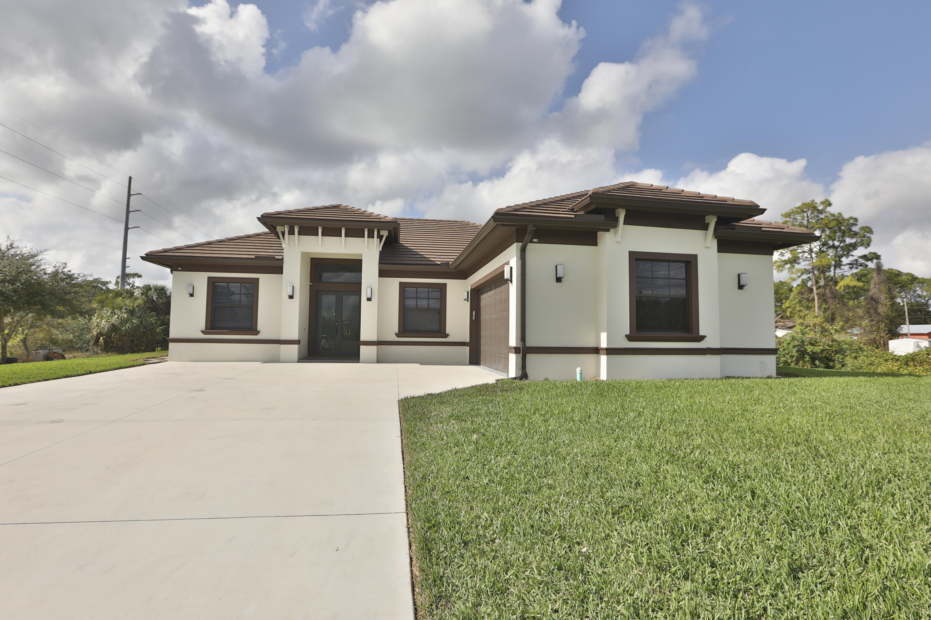 101 Clyde Ave