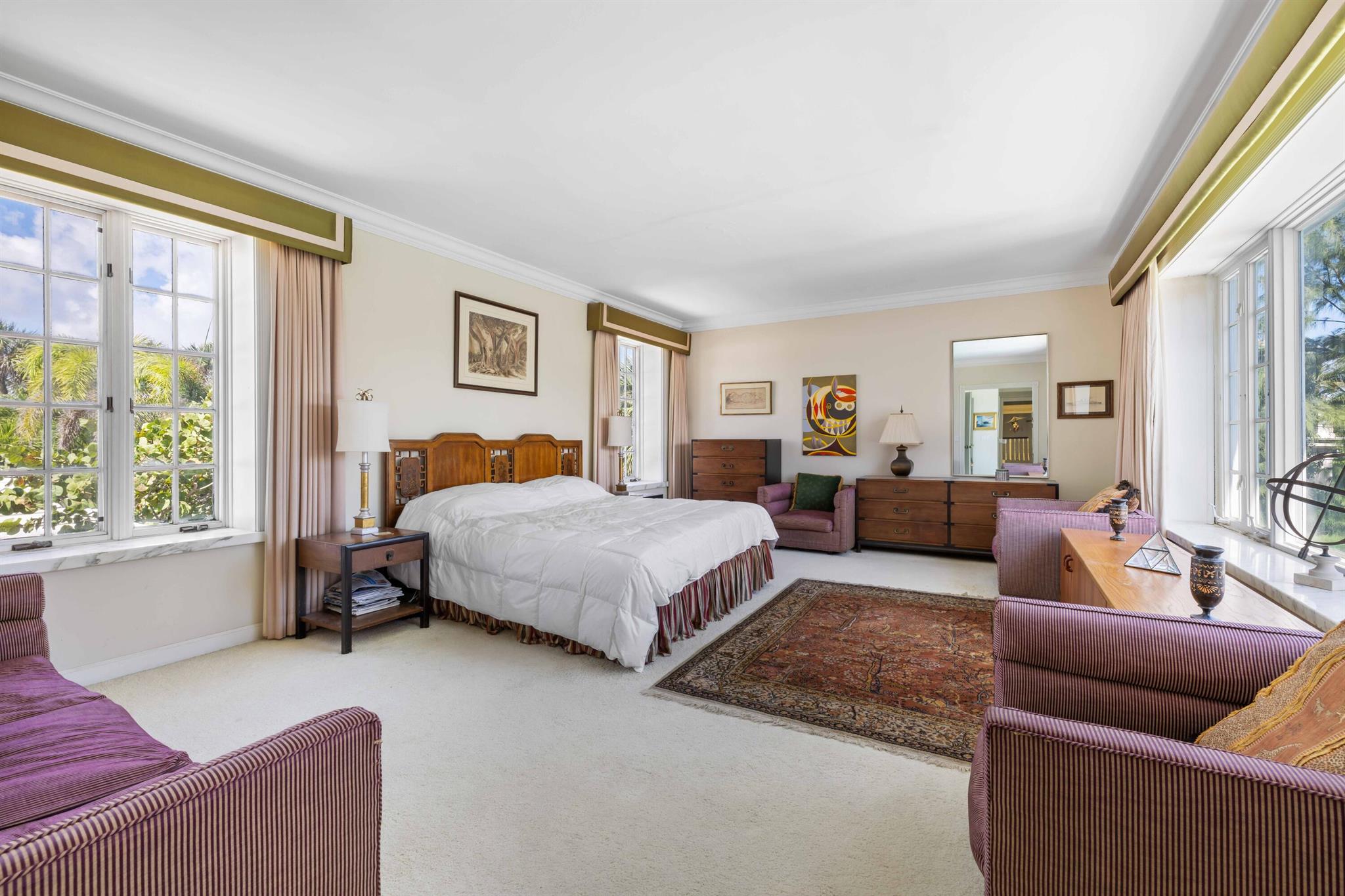 1048 S Ocean Blvd Palm Beach, FL 33480