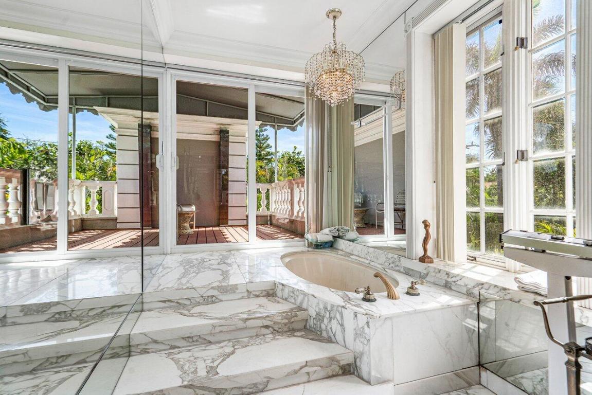 1048 S Ocean Palm Beach, FL 33480