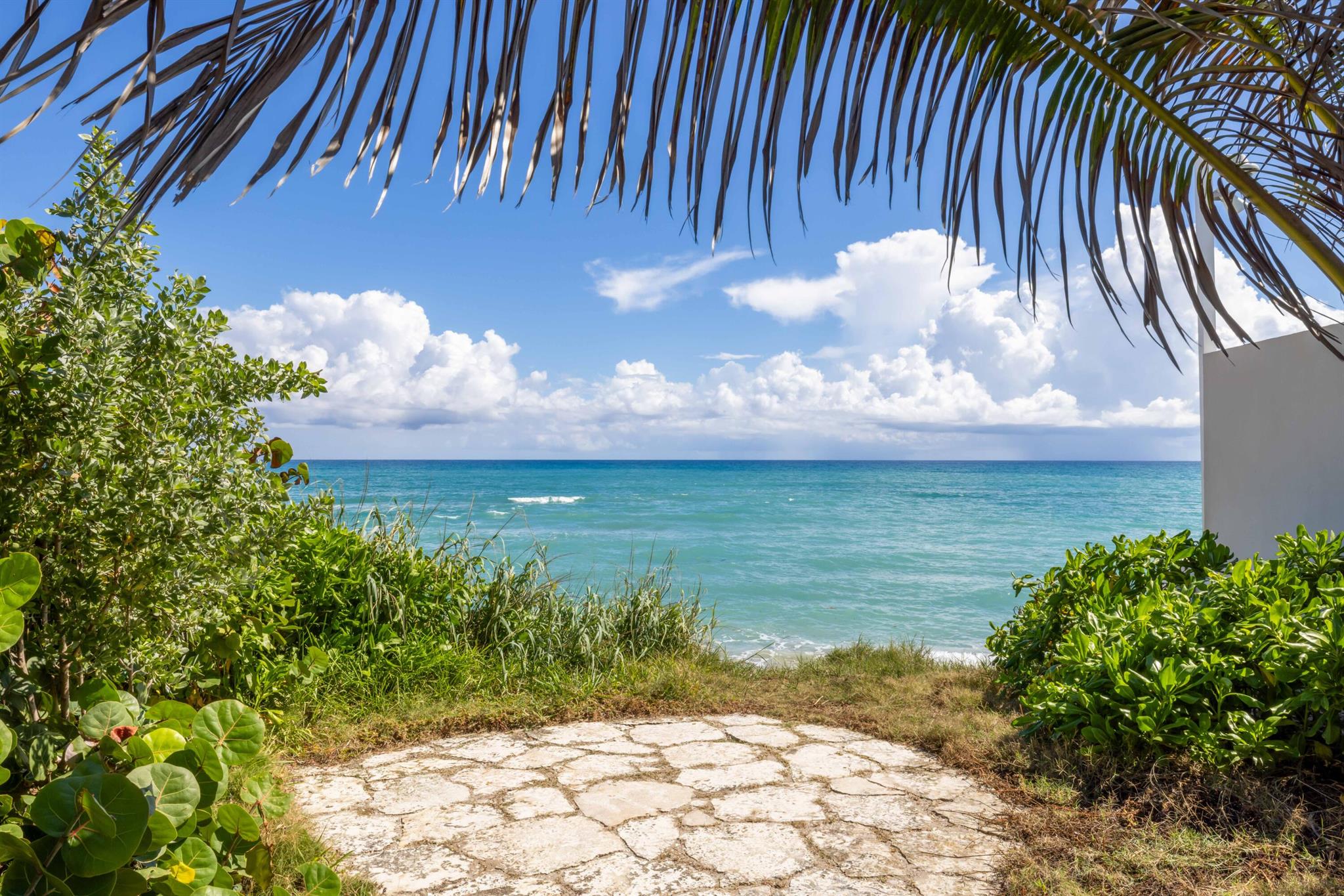 1048 S Ocean Blvd Palm Beach, FL 33480