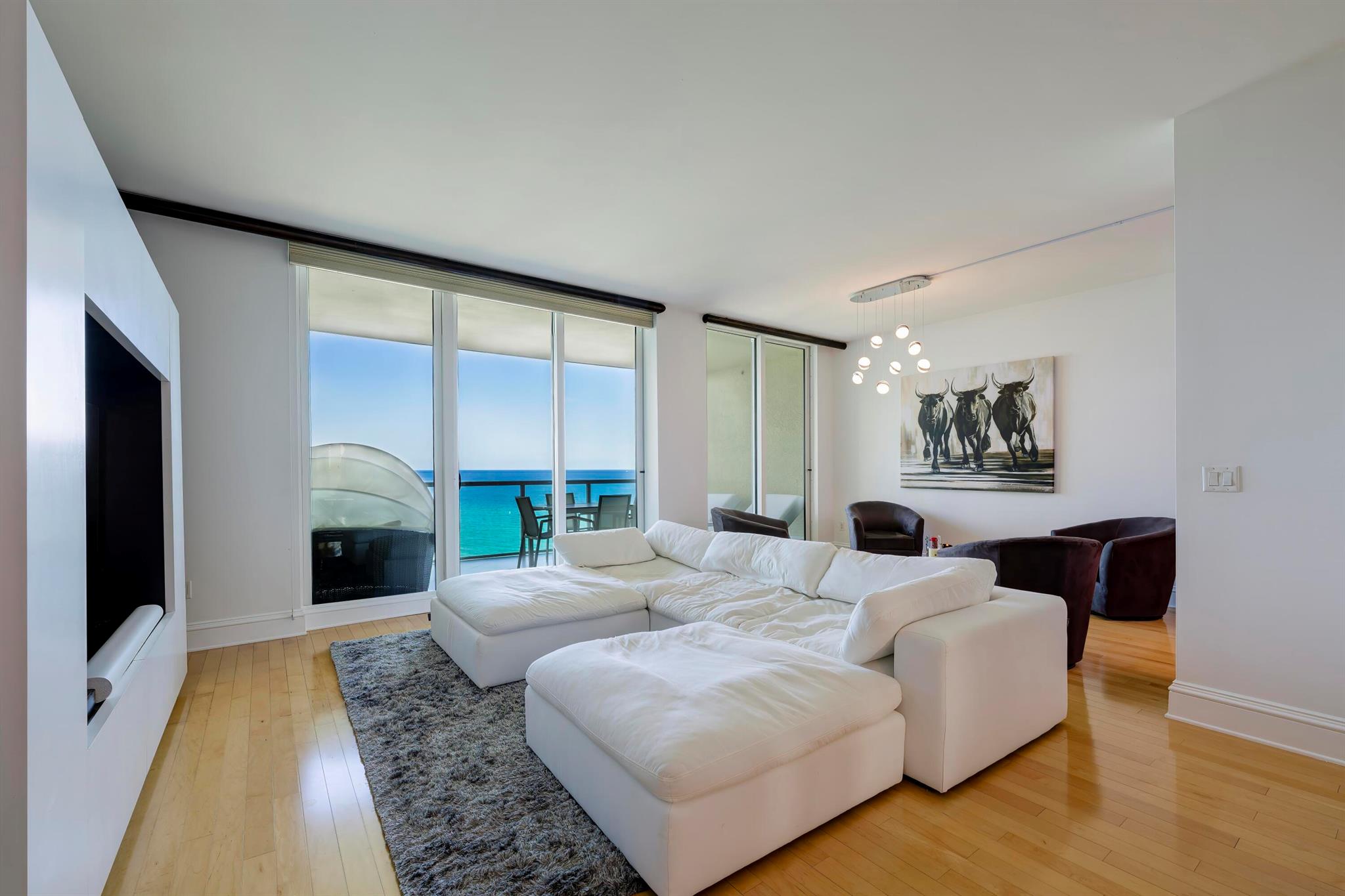 1063 Hillsboro Mile #703 Hillsboro Beach, FL 33062