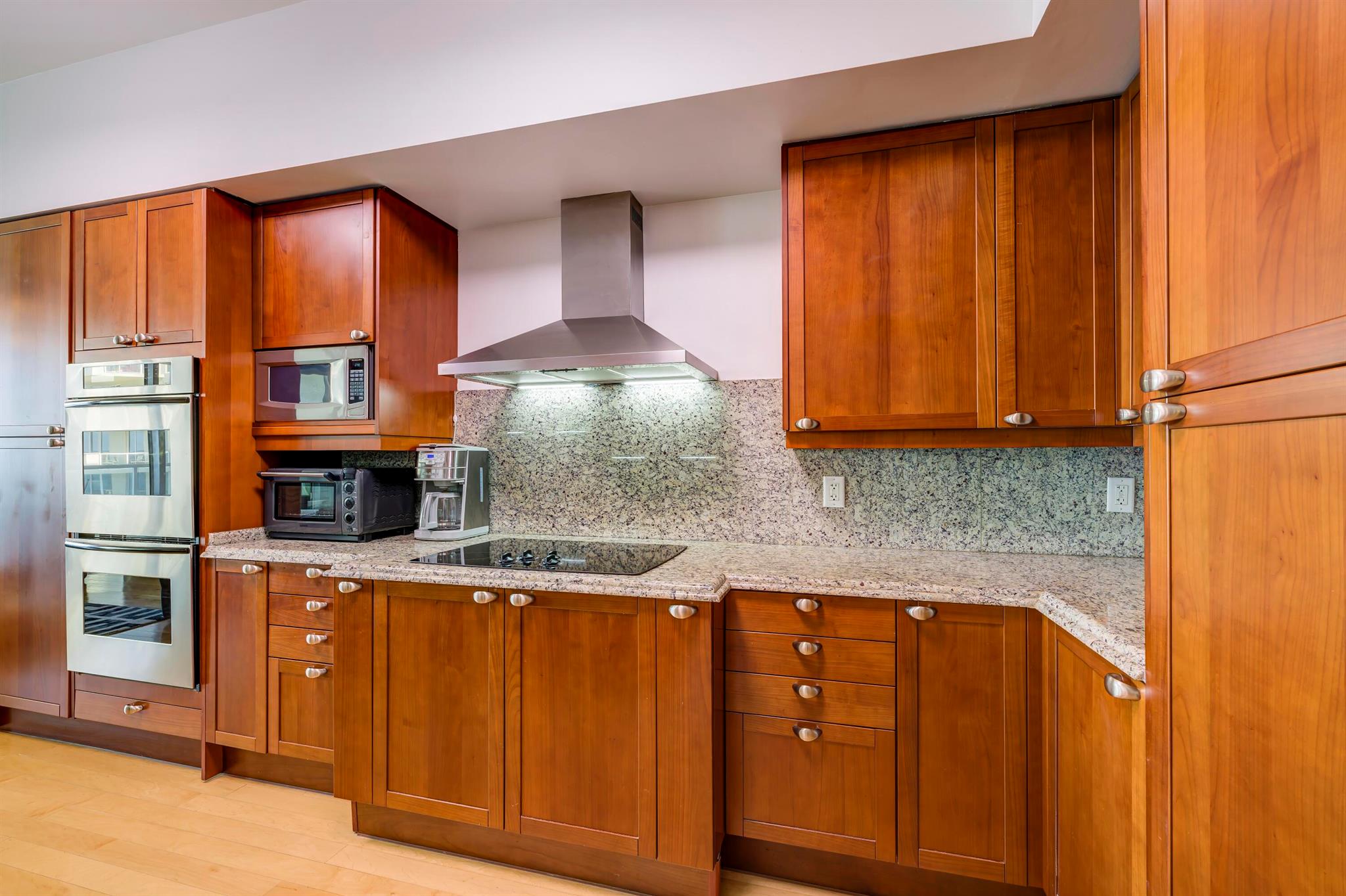 1063 Hillsboro Mile #703 Hillsboro Beach, FL 33062