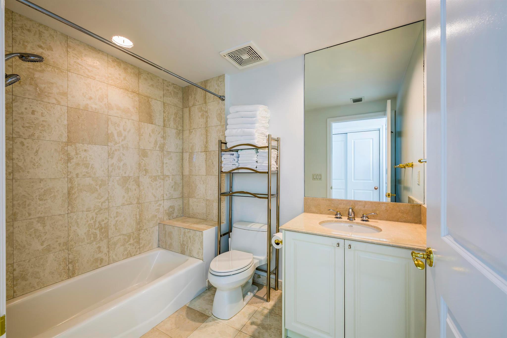 1063 Hillsboro Mile #703 Hillsboro Beach, FL 33062