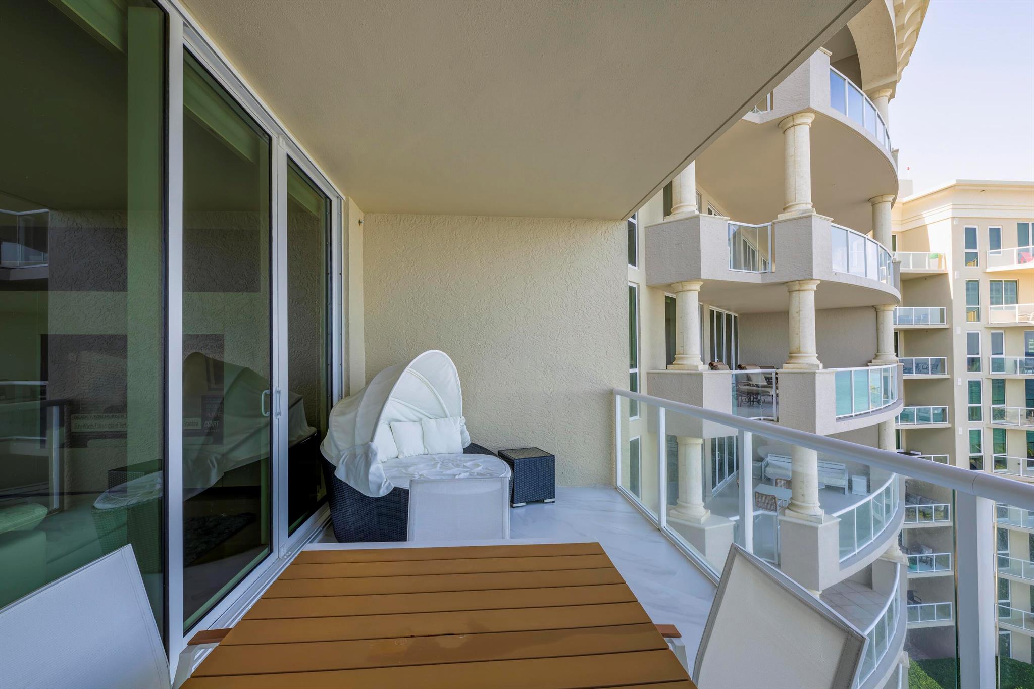 1063 Hillsboro Mile #703 Hillsboro Beach, FL 33062