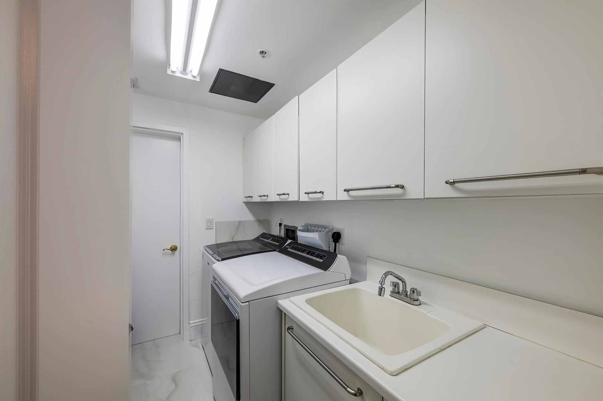 1063 Hillsboro Mile #703 Hillsboro Beach, FL 33062