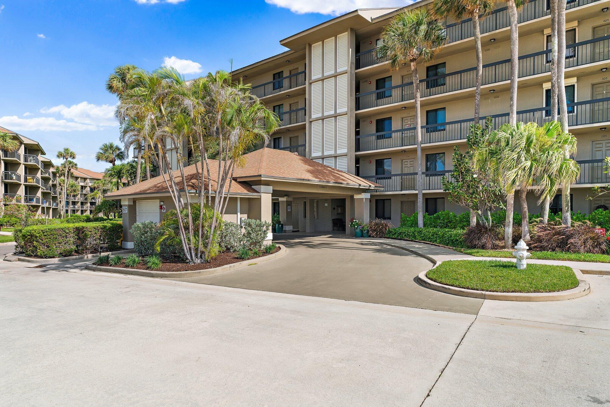 601 S Seas Dr #203 Jupiter, FL 33477