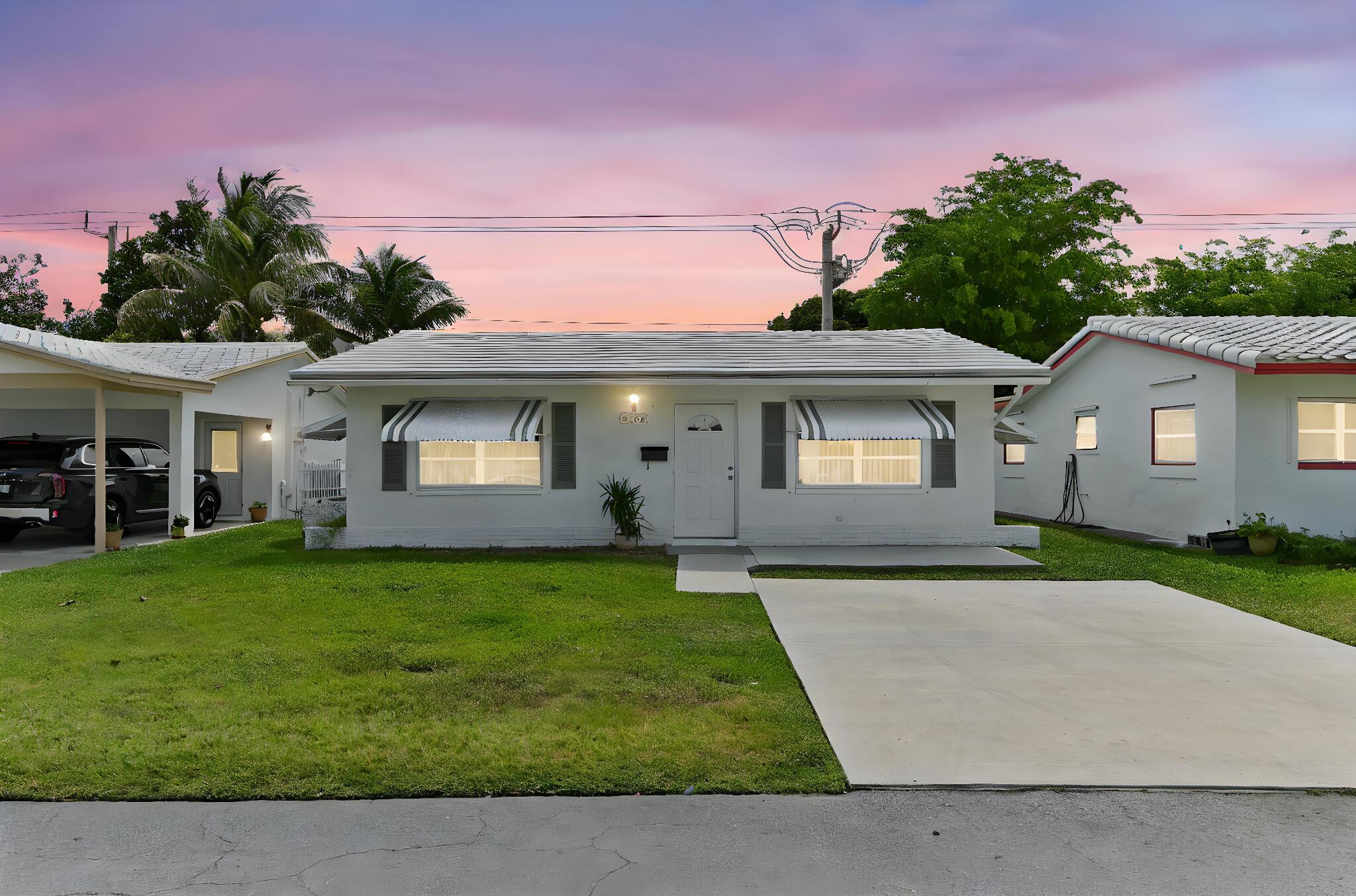 8308 NW 57th Ct