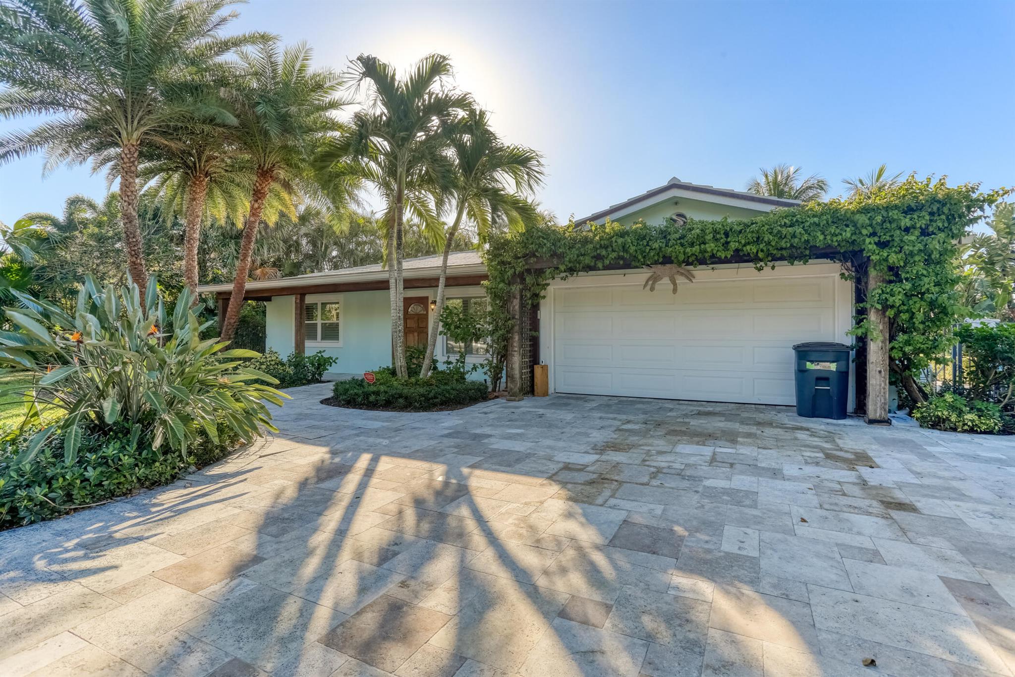 12293 Coconut Row Palm Beach Gardens, FL 33410 12293 Coconut Row Palm Beach Gardens, FL 33410