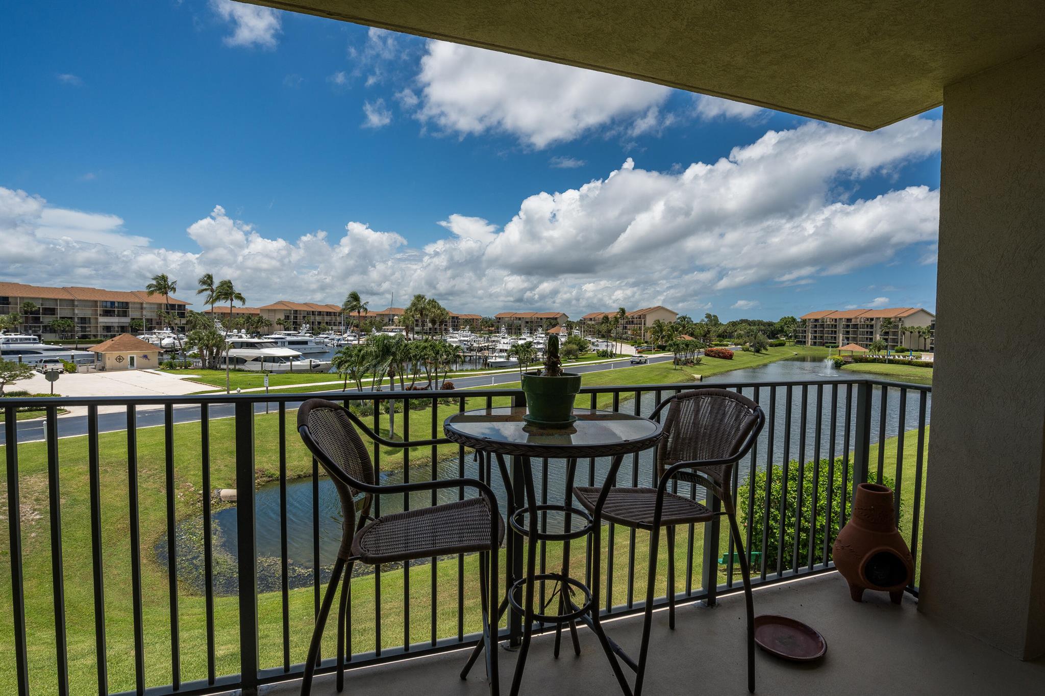 901 Seafarer Cir #306 Jupiter, FL 33477