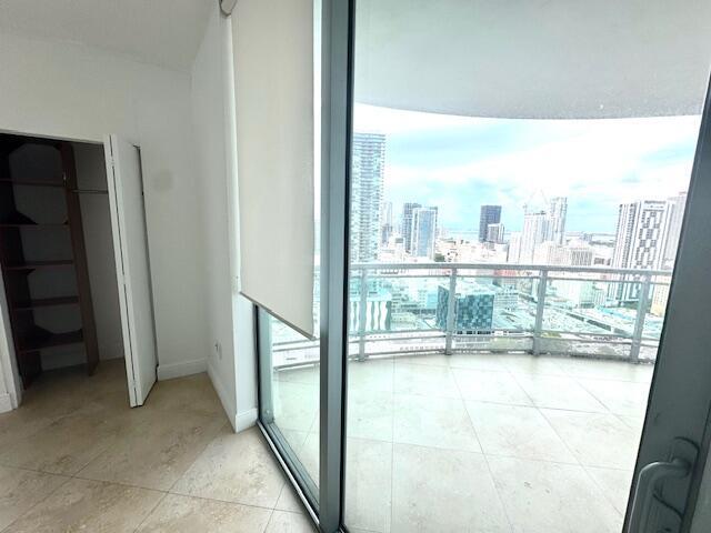 image Wind Condo13