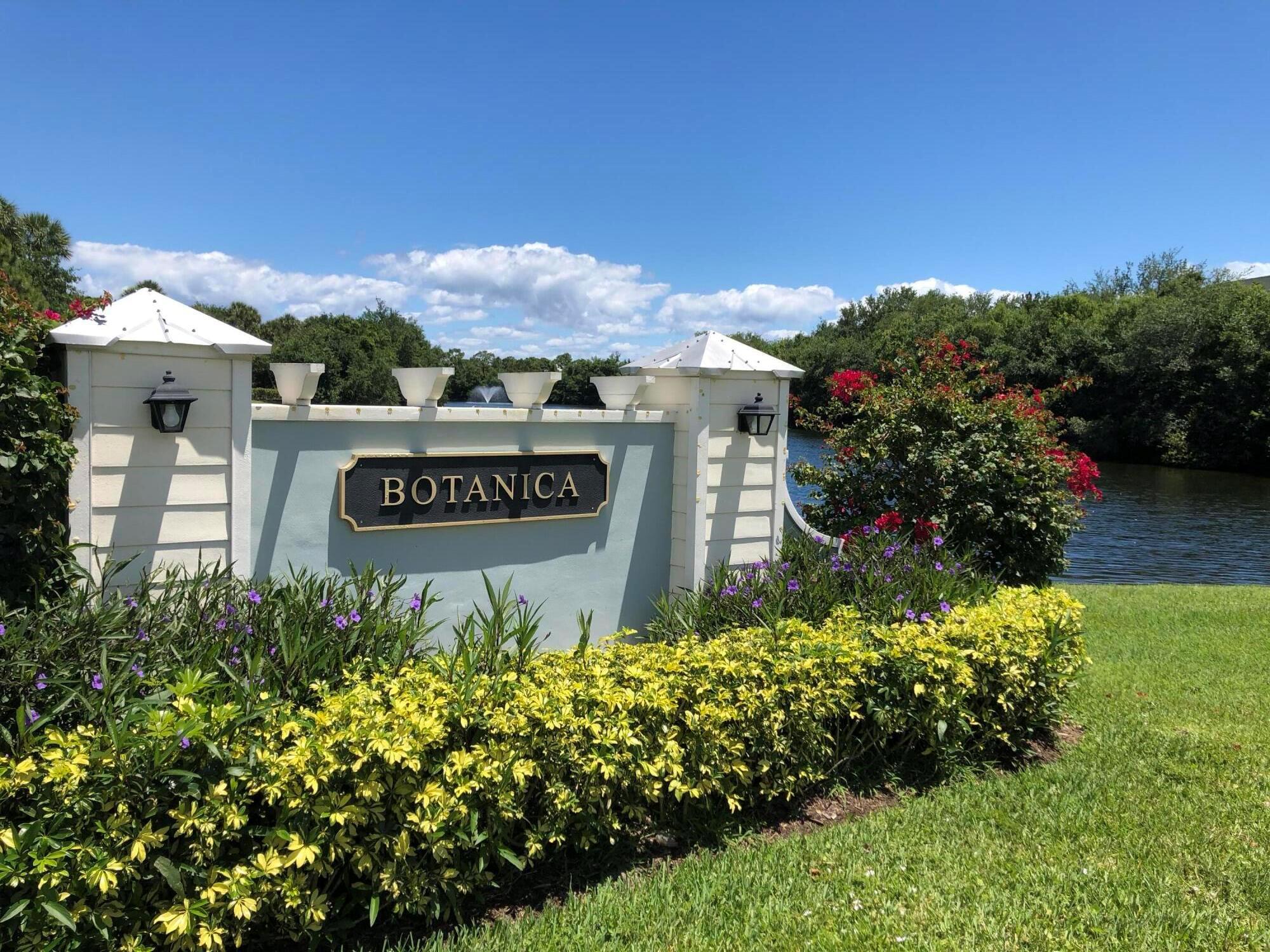307 E Bay Cedar Cir