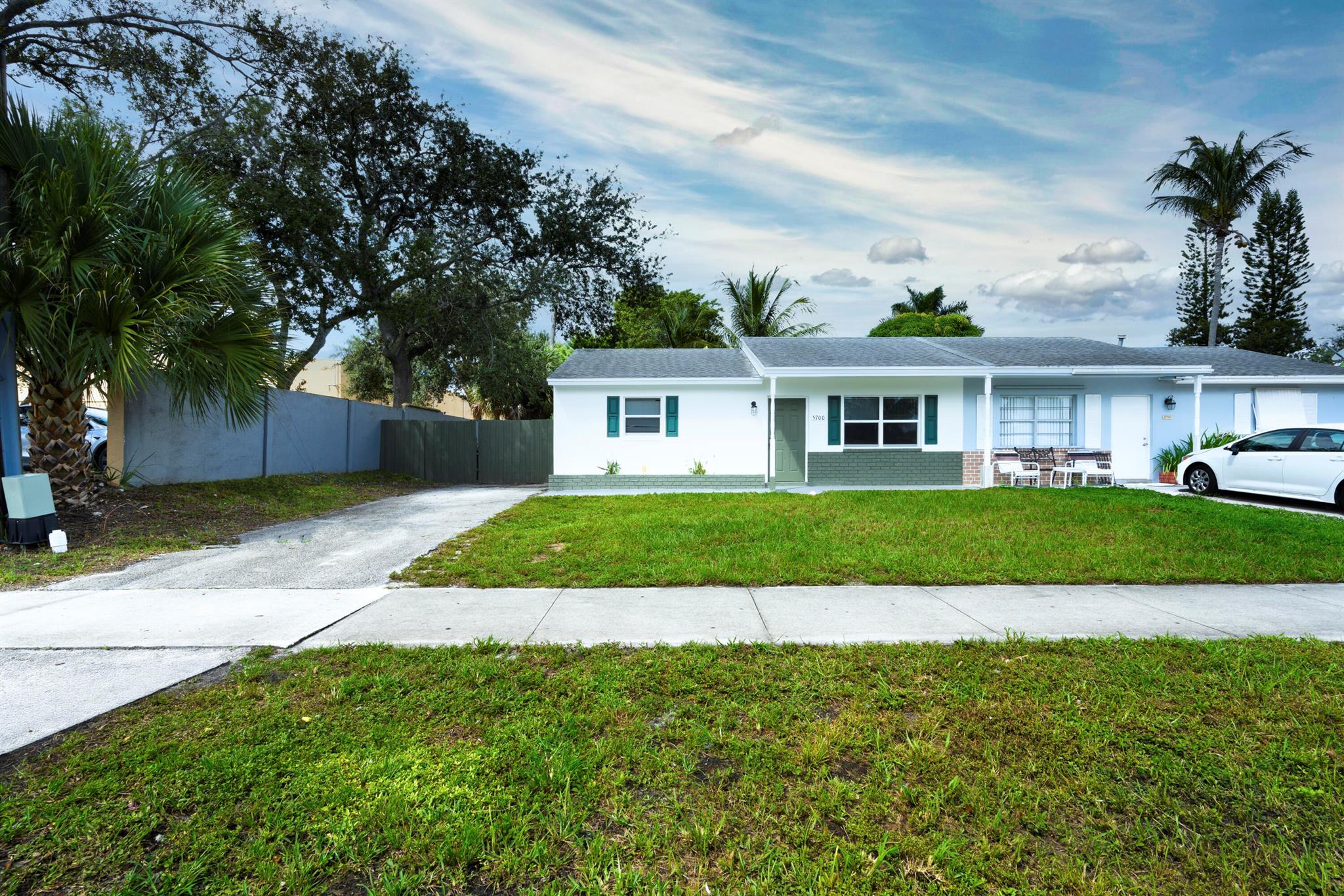 5700 S 57th Ave