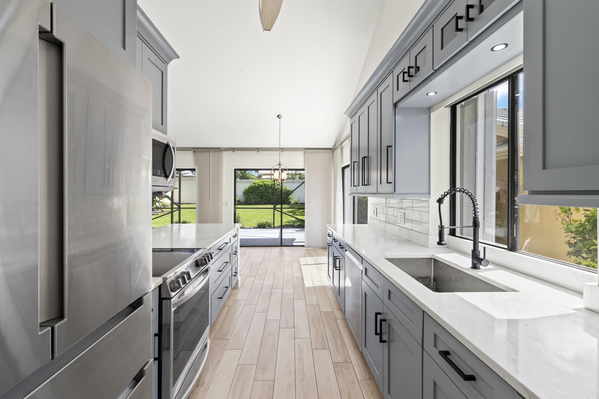 125 Cape Pointe Cir Jupiter, FL 33477