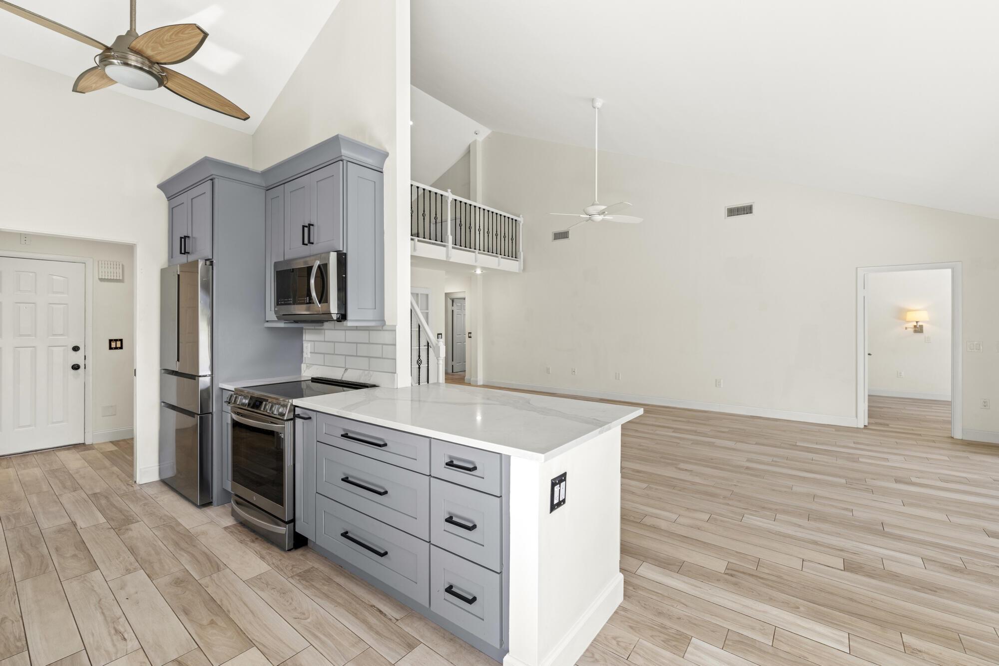 125 Cape Pointe Cir Jupiter, FL 33477