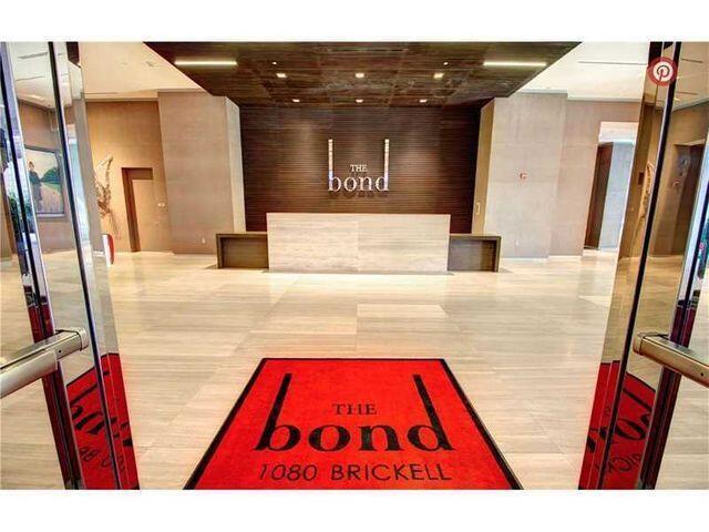 1080 Brickell Ave #3305