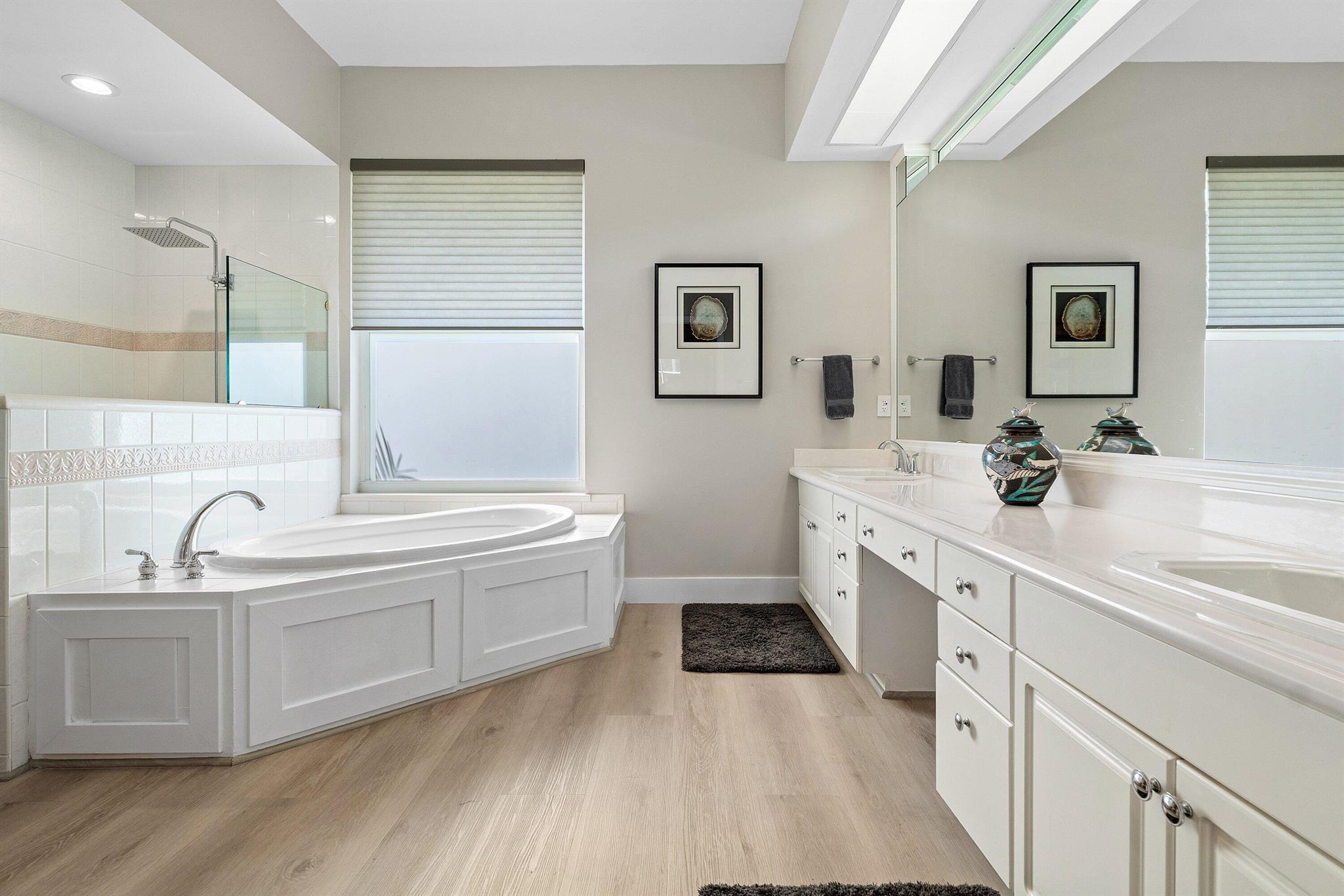 5661 Old Mystic Ct Jupiter, FL 33458