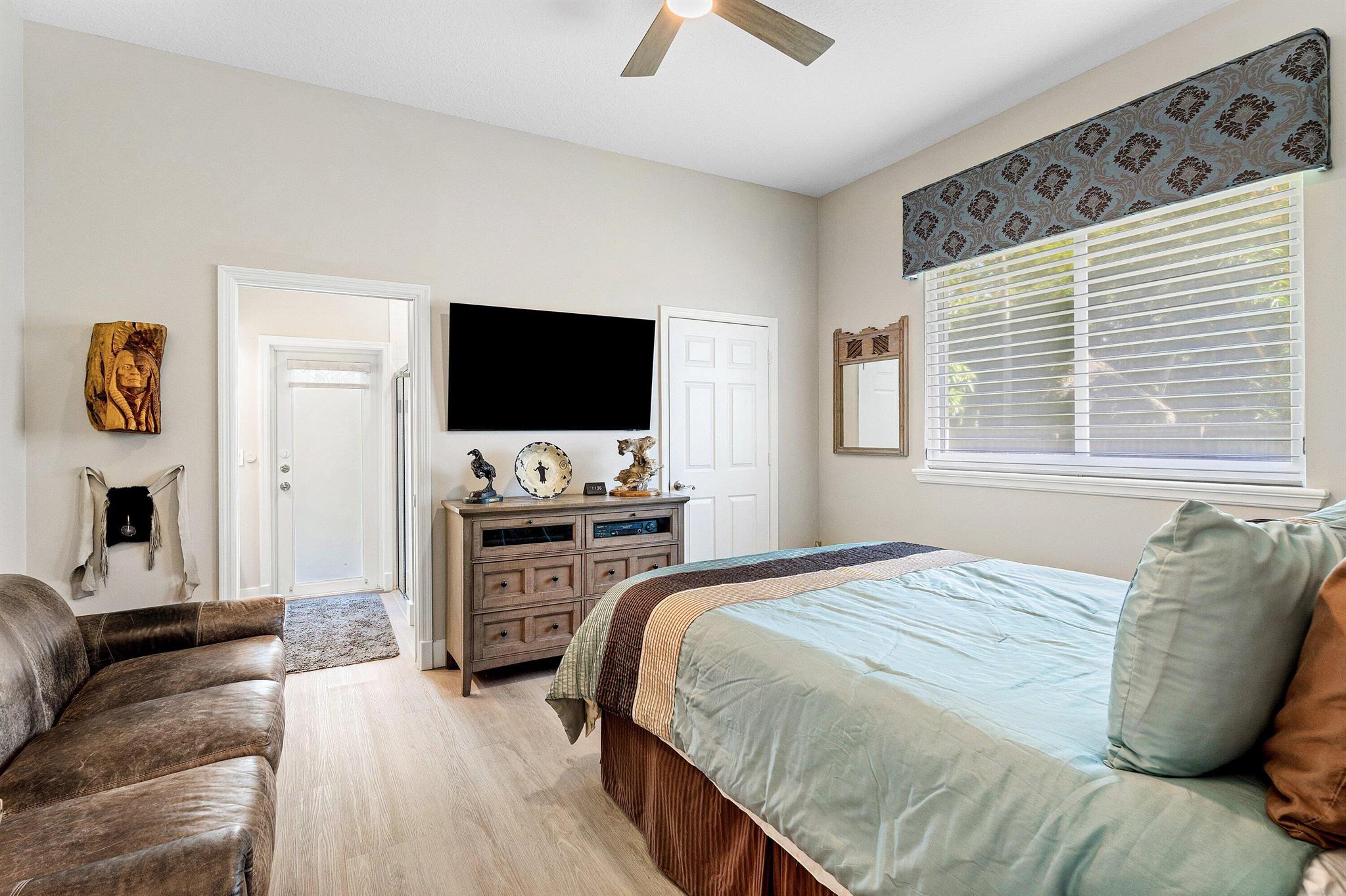 5661 Old Mystic Ct Jupiter, FL 33458