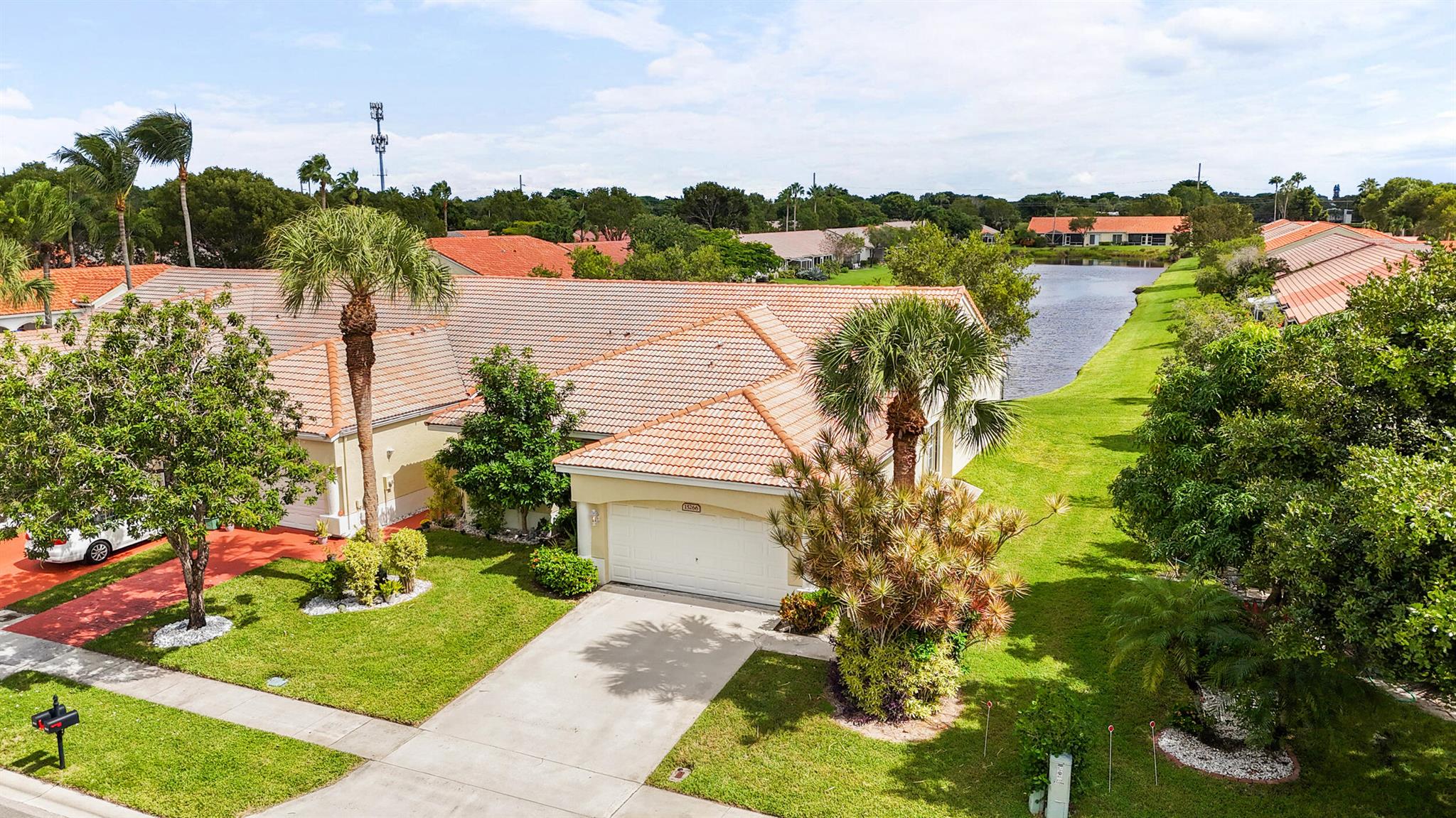 15266 Lake Wildflower Rd