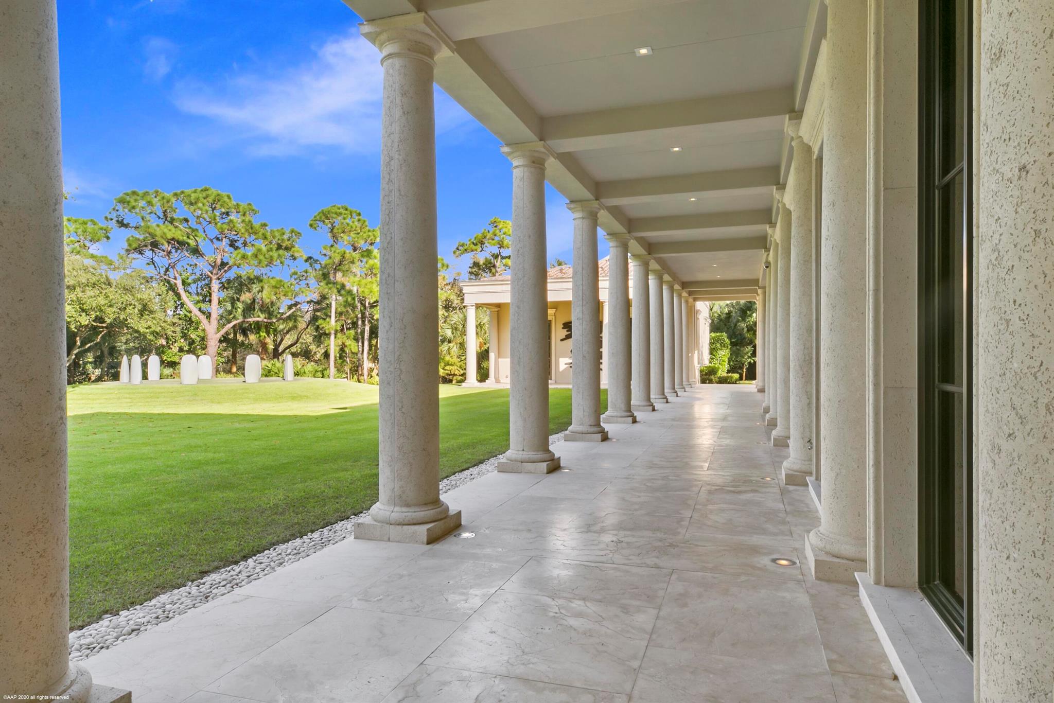 118 Bears Clb Dr Jupiter, FL 33477