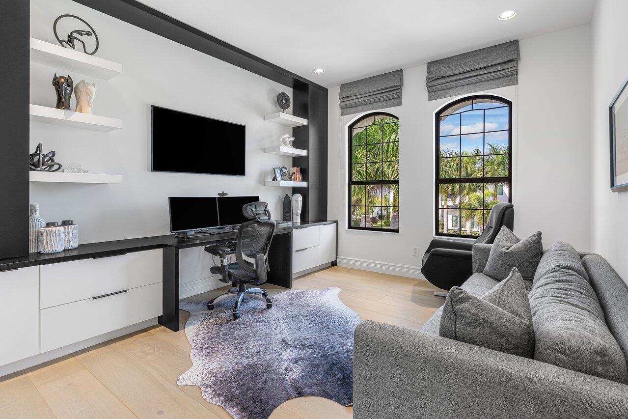 9276 Biaggio Rd Boca Raton, FL 33496