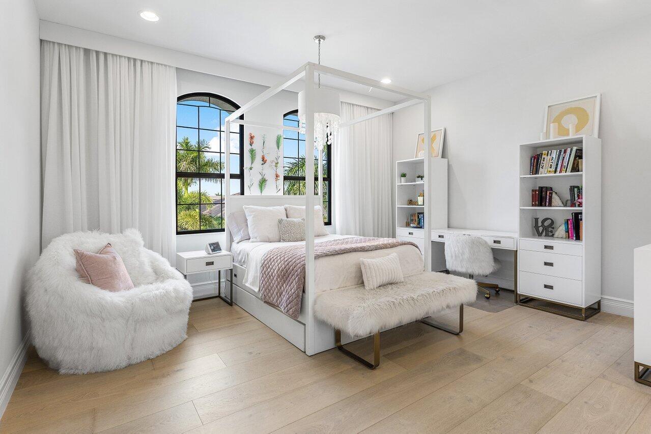 9276 Biaggio Rd Boca Raton, FL 33496