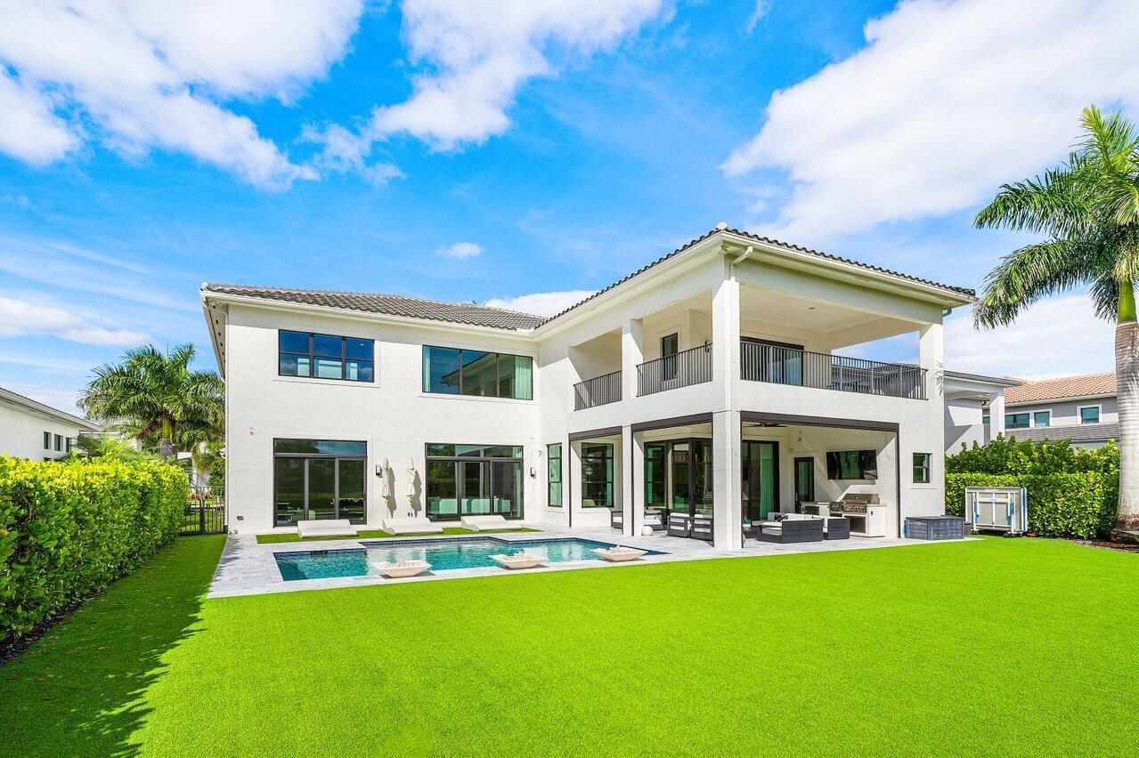 9276 Biaggio Rd Boca Raton, FL 33496