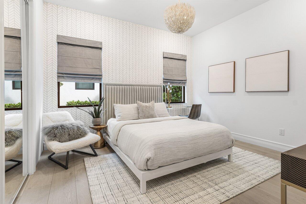 9276 Biaggio Rd Boca Raton, FL 33496