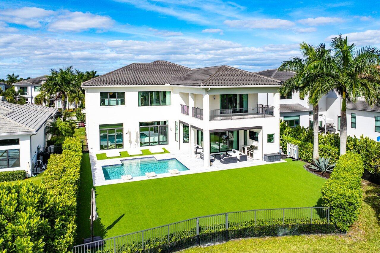 9276 Biaggio Rd Boca Raton, FL 33496