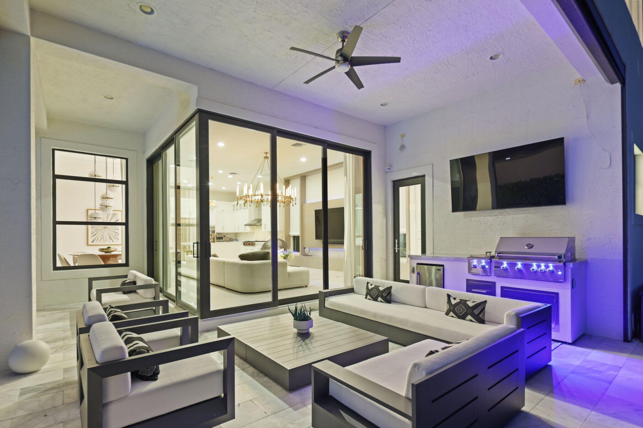 9276 Biaggio Rd Boca Raton, FL 33496