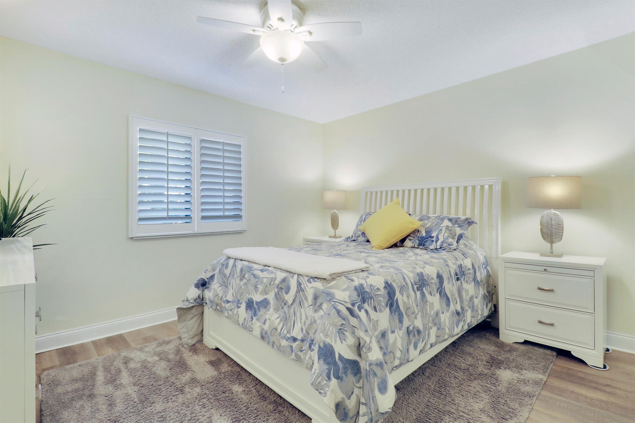 1301 Seafarer Cir #105 Jupiter, FL 33477