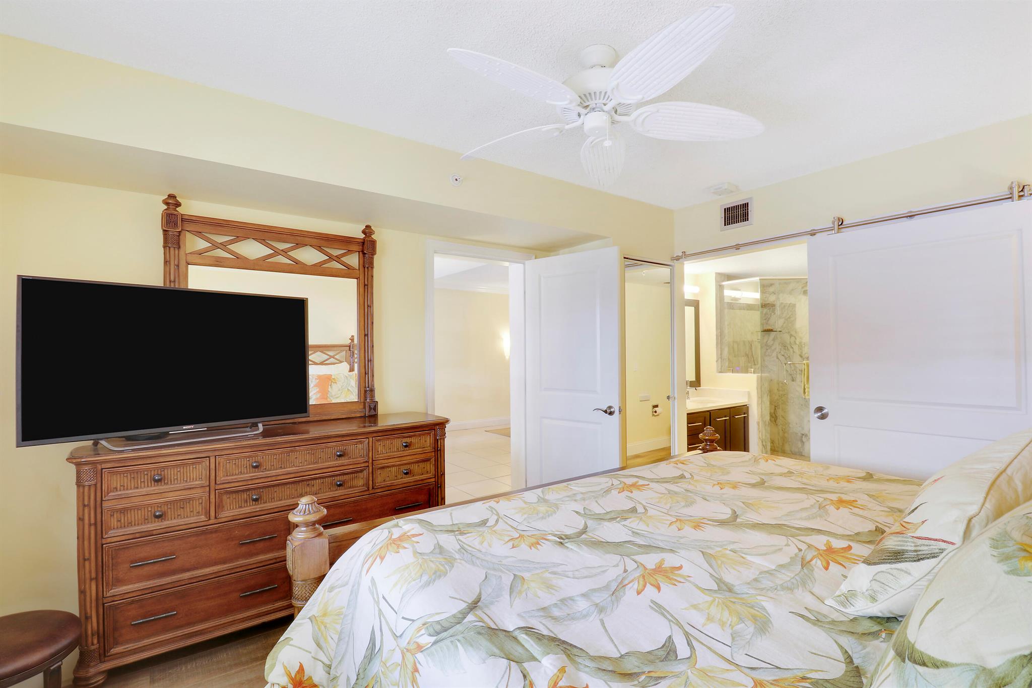 1301 Seafarer Cir #105 Jupiter, FL 33477