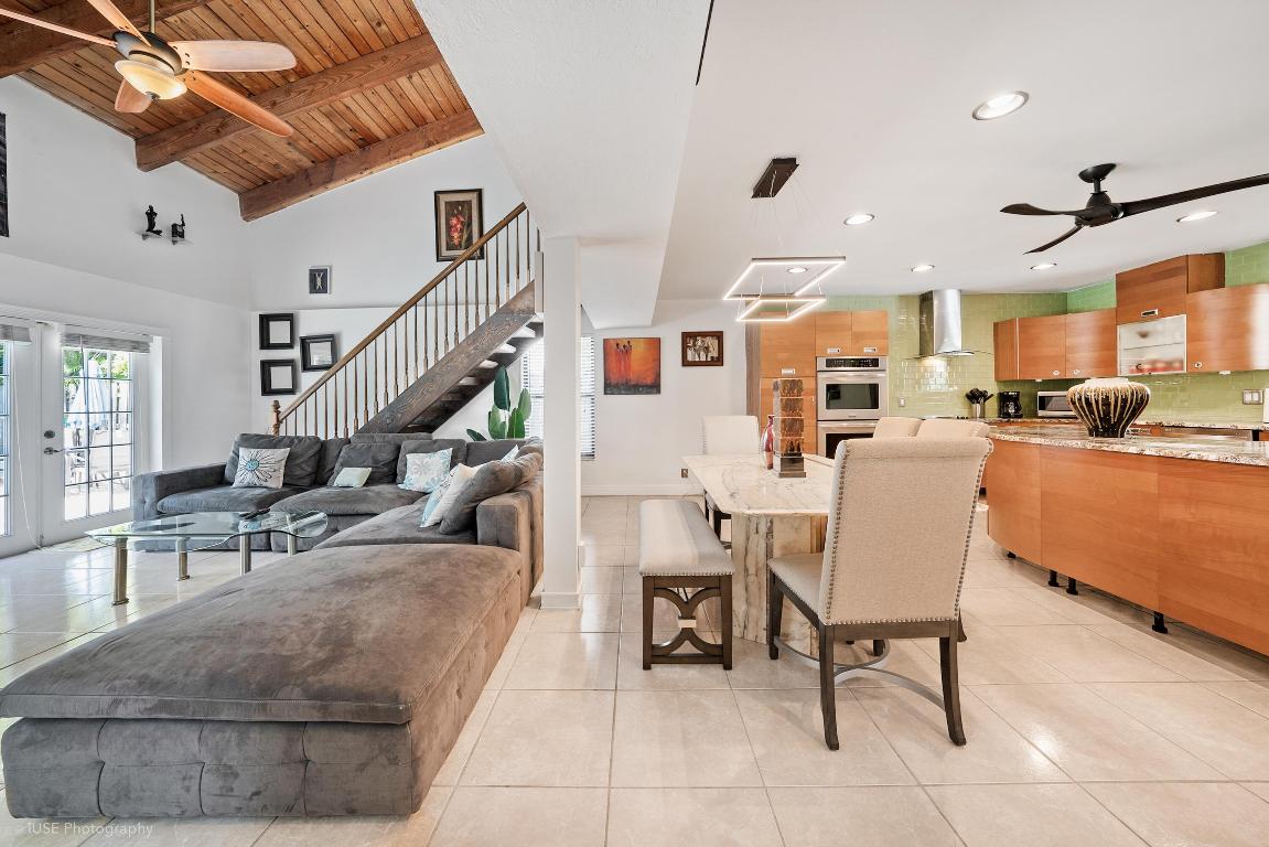 2533 Bessie St Delray Beach, FL 33446